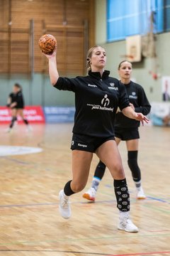 Bild 125 - wBJ SV Henstedt Ulzburg - HSG Holstein Kiel/Kronshagen : Ergebnis: 30:28